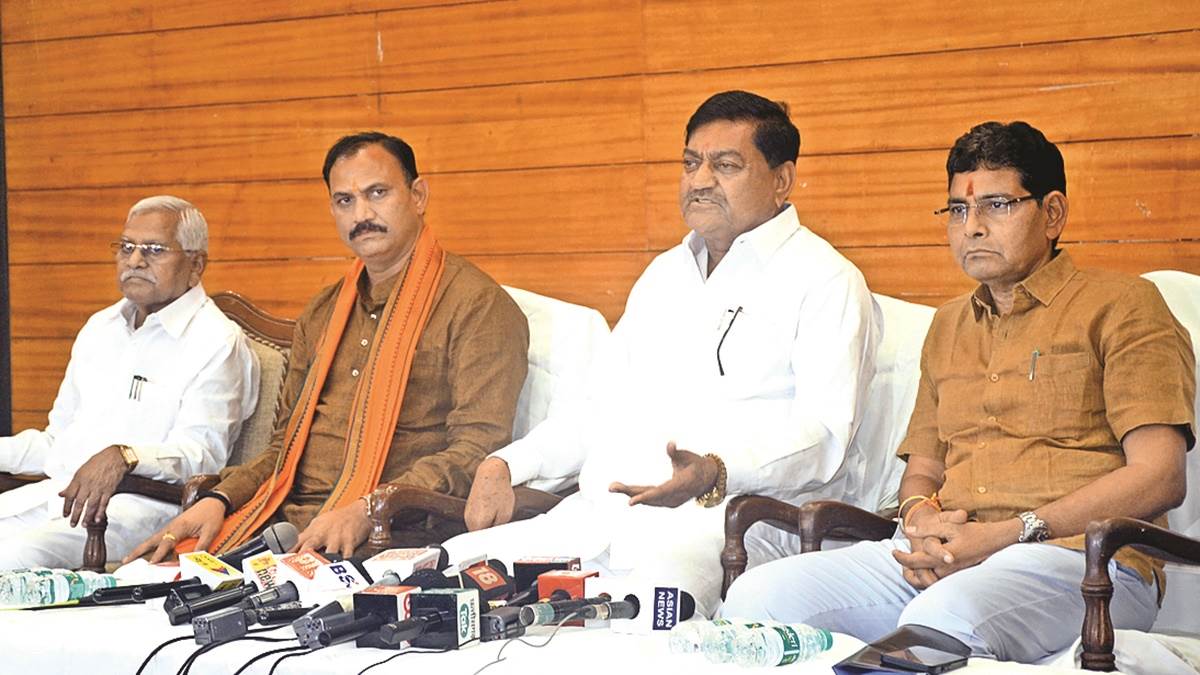 Baloda Bazar Violence: साय सरकार का बड़ा आरोप, साजिश के पीछे कांग्रेसियों का हाथ, मंत्रियों ने दिखाए फोटो