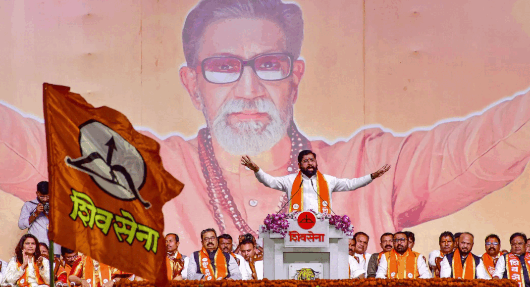 Sena vs Sena: Dusshera rallies in Mumbai flip political as Shinde, Uddhav take goal at one another | India Information