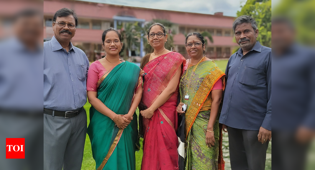 Bihar Enforces Gown Code for Employees and Academics, Banning Informal Put on and Social Media Actions to Foster Professionalism