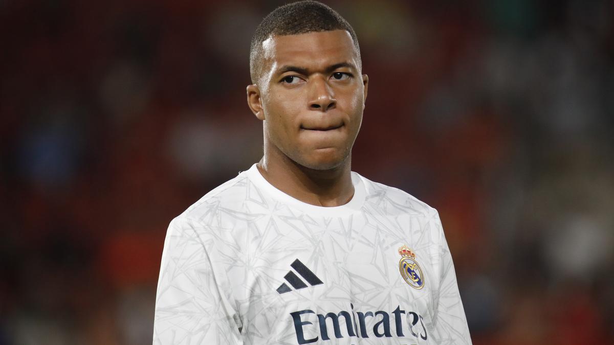 Mbappé's representatives dismiss Swedish experiences of a rape declare