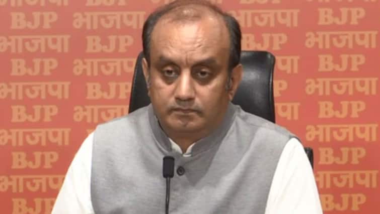 सुधांशु त्रिवेदी का कहना है कि राहुल गांधी सिर्फ 3 लाख वोटों से जीत सके, करीमगंज में मुस्लिम उम्मीदवार 10 लाख से जीते