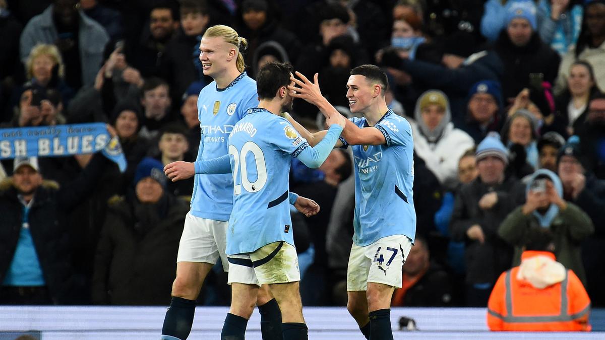 Premier League: Manchester Metropolis overcome early error to beat Chelsea 3-1