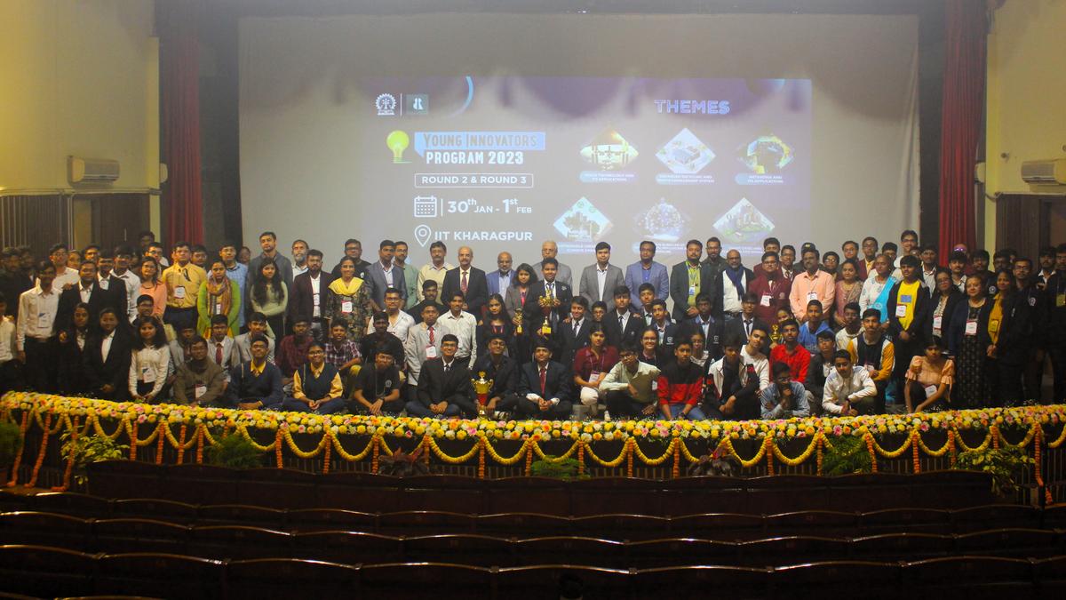 Watch: Chennai schoolboys win award for prototype to unravel stubble-burning disaster