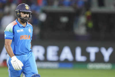 AB de Villiers on Rohit Sharma: 'Why would he retire?' | Cricket News