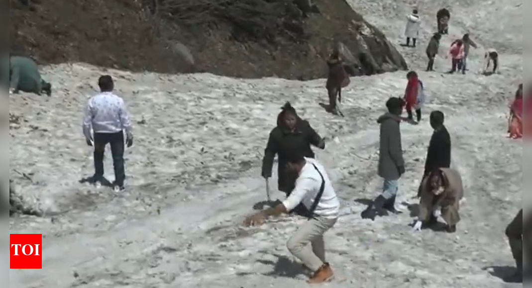 Bhaderwah News: Tourists Keep Visiting Despite Pahalgam Terror Attack Tensions | Srinagar News