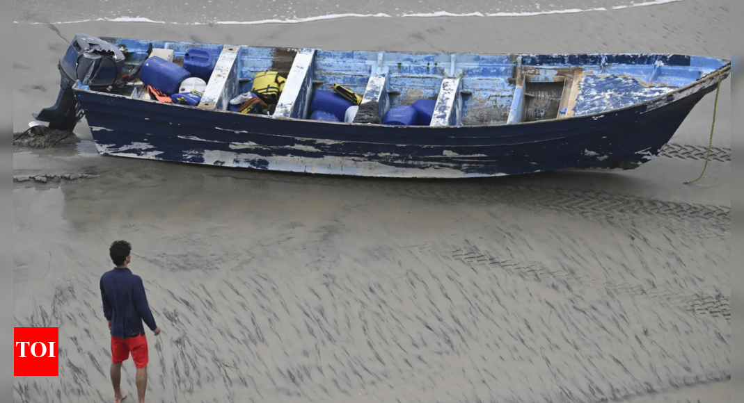 Two Indian children missing as migrant boat capsizes in California leaving 3 dead