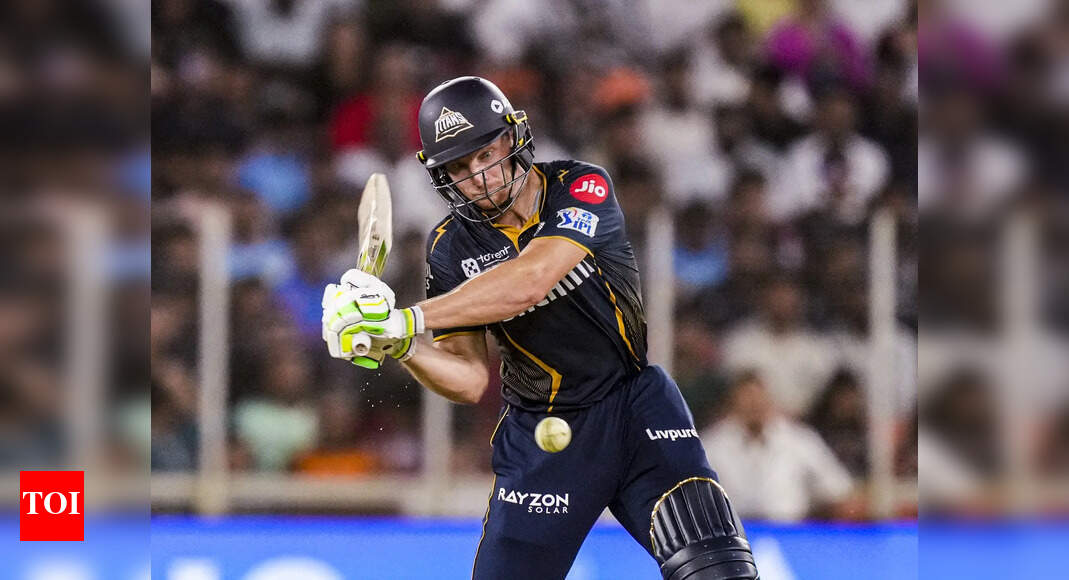 'Nasty fasty': Jos Buttler plays gully cricket in the streets of Mumbai | Cricket News