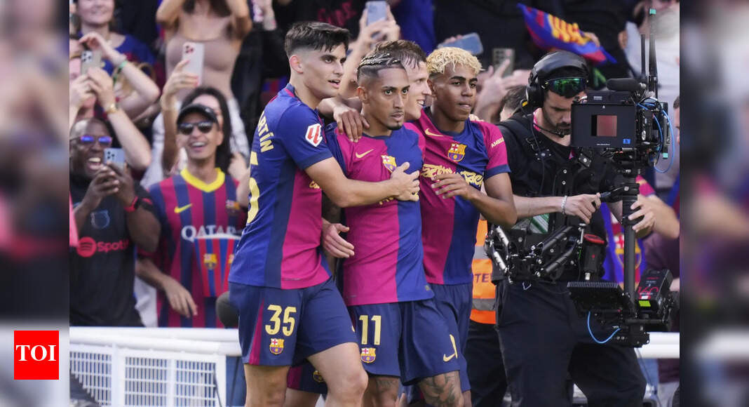Barcelona edge Real Madrid 4-3 in epic El Clasico, move closer to La Liga title | Football News
