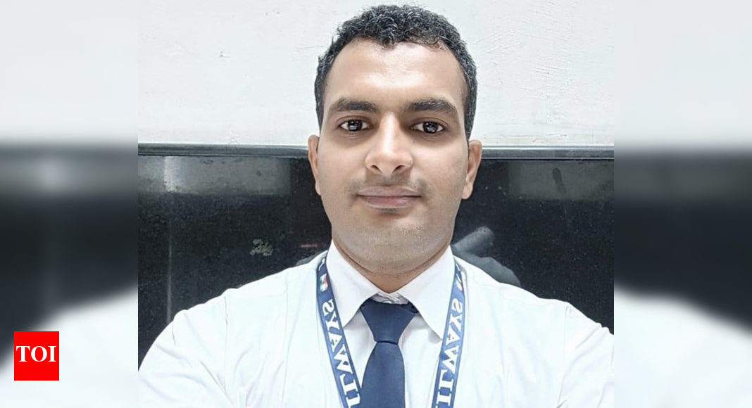 Railway Station master in UP cracks IFS exam | India News