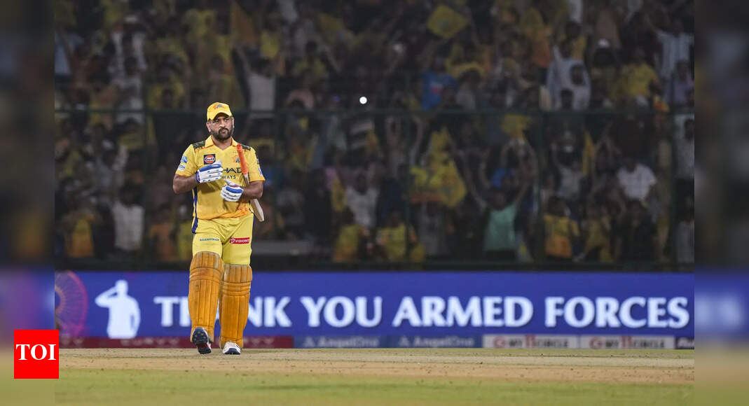 MS Dhoni brutally roasted as netizens ask for IPL retirement after CSK slump | Cricket News