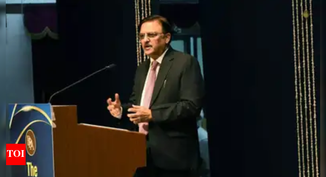 'SC heavily CJI-centric': Justice AS Oka says top court's 'picture must change' | India News