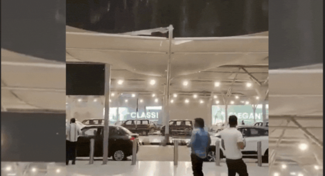 'Vikas overflowing': Congress taunts Centre over Delhi Airport canopy collapse amid rain- video | India News