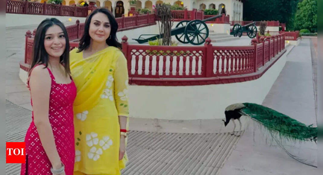 'Isn't Zaara the most beautiful?': Yuzvendra Chahal's rumoured girlfriend RJ Mahvash meets Preity Zinta | Cricket News