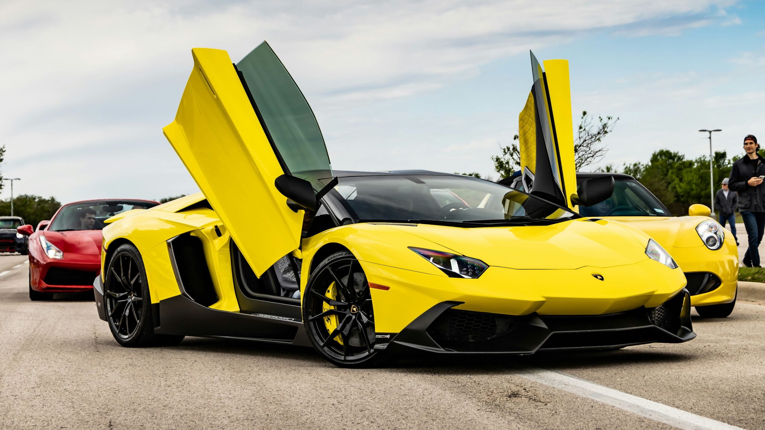 Wall Street Joins BTC Rally With Toyotas While Retail Crashes Their Lambos