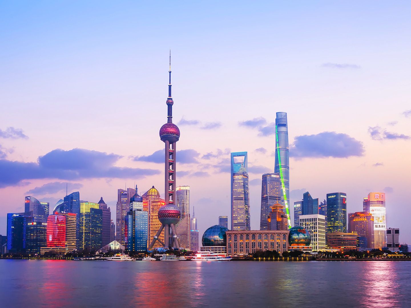 BTC Starts the Week Above $94K as Market Awaits Progress on China Trade Deal
