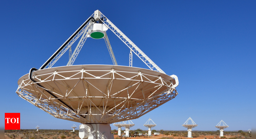 (*44*) space object sends signals to Earth every 44 minutes, scientists baffled |