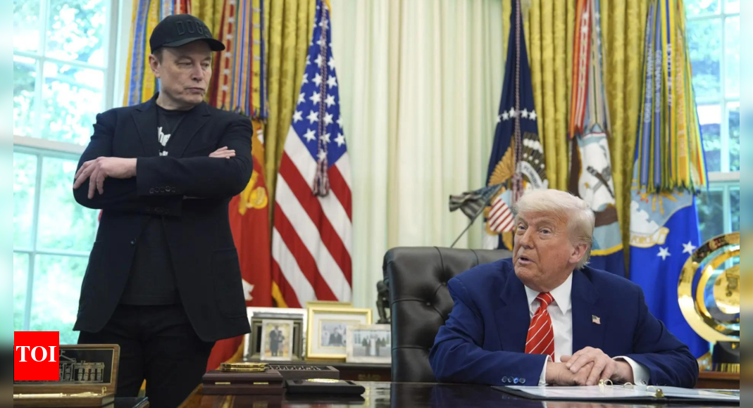From red flags to American flags: Trump keeps Tesla, Musk keeps quiet; 'huge, stunning' feud over?
