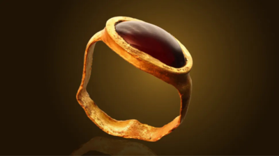 2,300-year-old gold ring found in Jerusalem linked ancient engagement rituals |