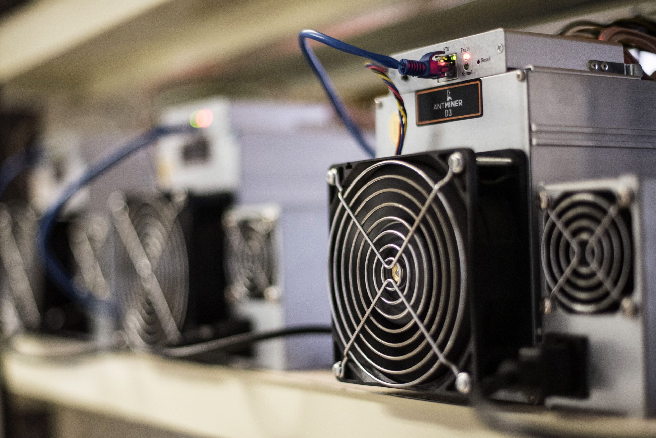 BTC Miner Boosts Credit Facility With COIN