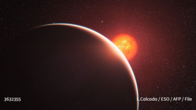 Big planet orbiting a small star: Scientists discover rare pairing in Milky Way galaxy