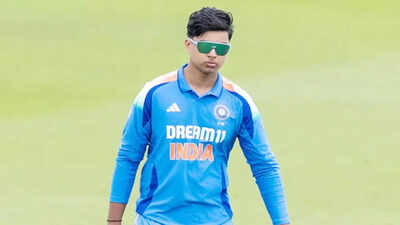 Fan frenzy for Vaibhav Suryavanshi: Two girls drive 6 hours to meet him - See pics | Cricket News