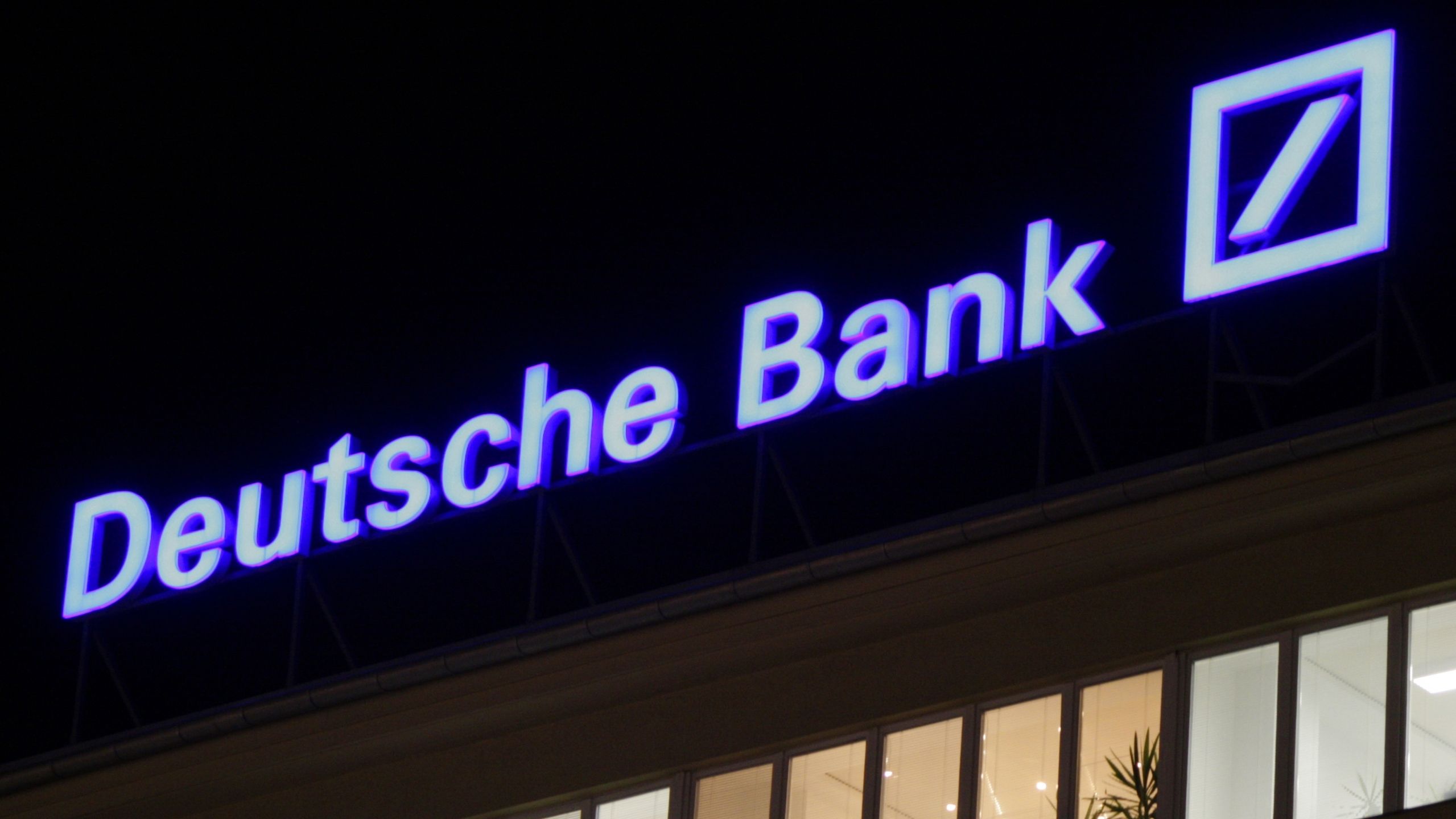 Deutsche Bank Plans Crypto Custody Service With Bitpanda in 2026: Bloomberg