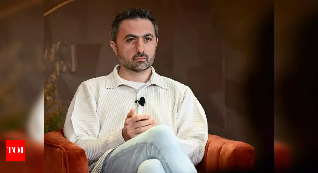 Microsoft AI CEO Mustafa Suleyman warns of AI Psychosis: What is it and ...