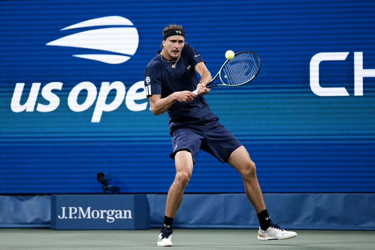 U.S. Open 2025: Jannik Sinner, Iga Swiatek tested as Coco Gauff sets up Naomi Osaka showdown