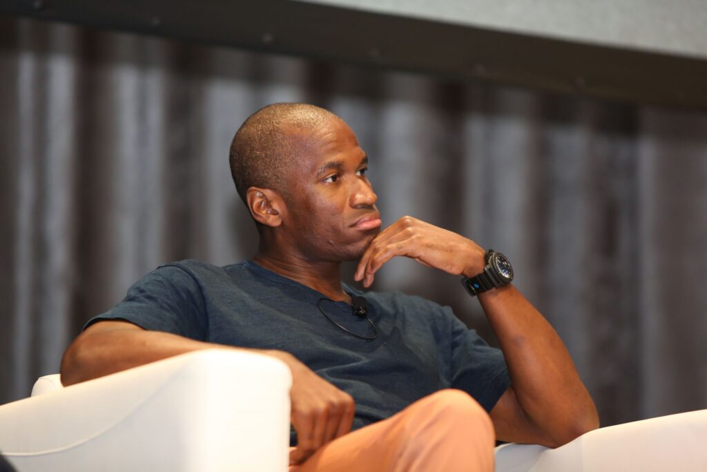 Arthur Hayes Dumps Millions in Crypto Including ETH, Amid Bet on U.S. Tariff Impact