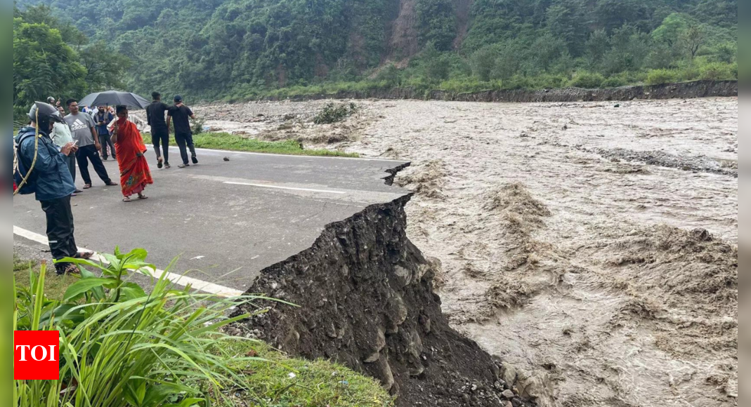 Doon deluged as fresh rain fury kills 18 in Uttarakhand, HP | India News