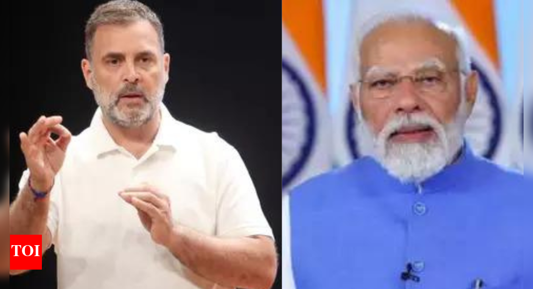 After US visa order, Rahul Gandhi calls Modi 'weak PM' | India News