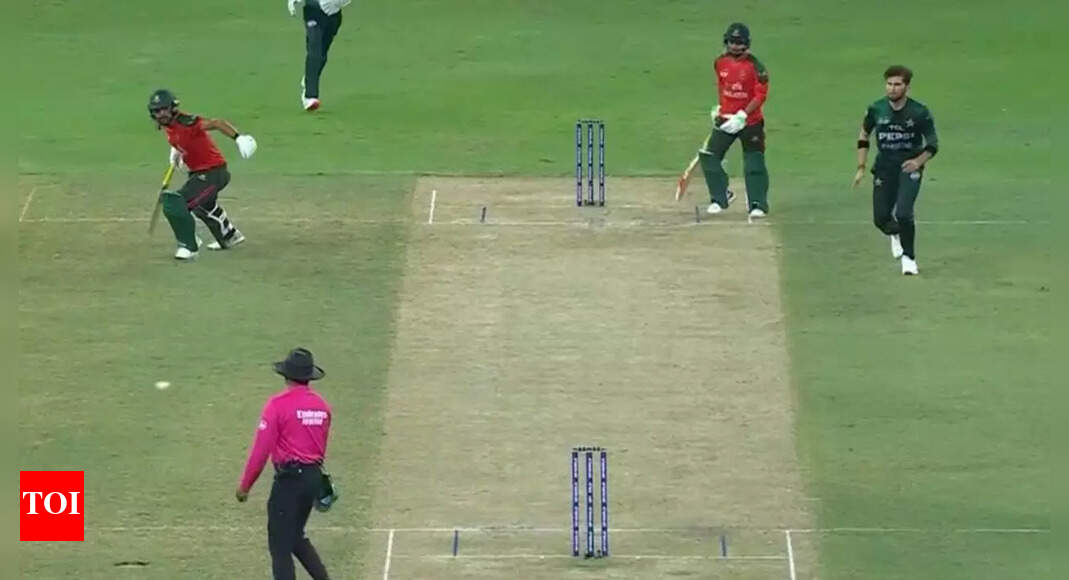 Asia Cup: Hilarious Pakistan fumble run out chance against Bangladesh - watch | Cricket News
