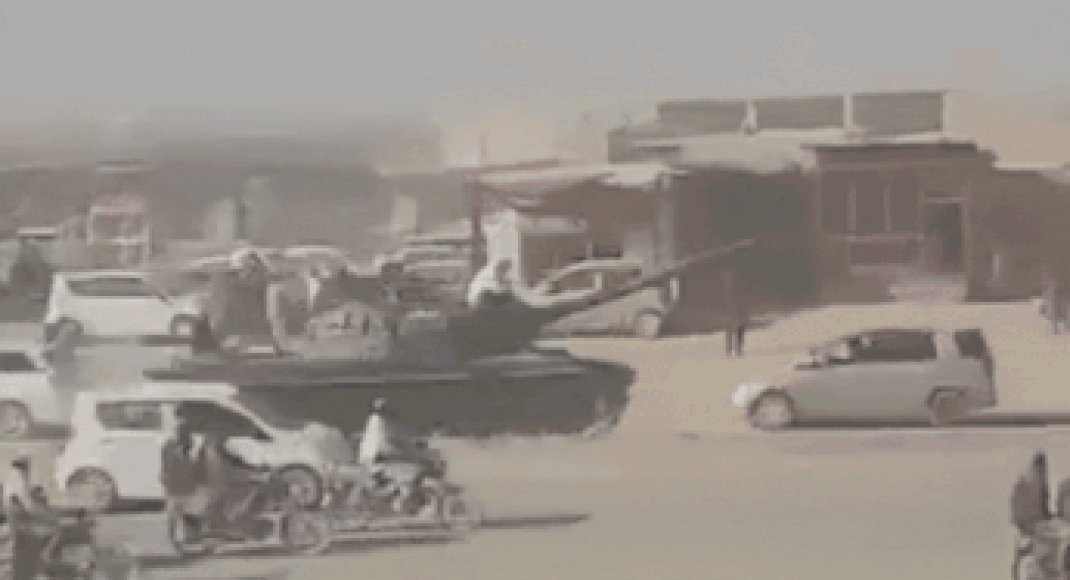 Fierce Pakistan-Afghanistan border clash rages on; fresh visuals show intense shelling – Top developments