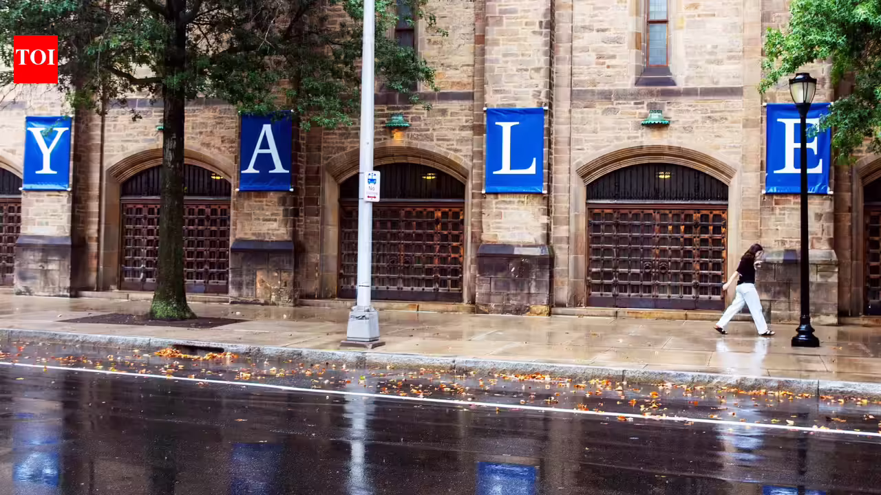Yale Jewish community remains active despite drop in official numbers