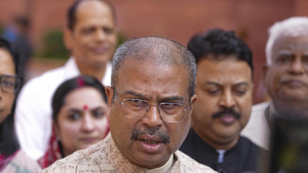 In bid to decentralise school governance, Centre mandates, empowers local committees