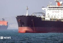 Oil prices fall on hopes Strait of Hormuz could reopen
