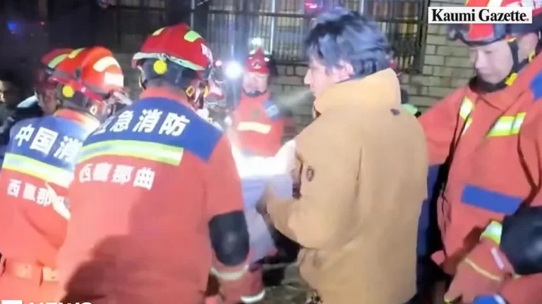 Earthquake in Tibet leaves sixteen dead and disrupts infrastructure